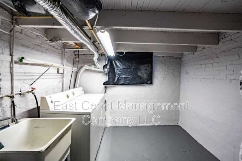 4231 Berger Ave - Photo 7 of 23