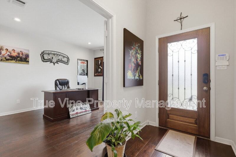 4727 La Santa Rd - Photo 2 of 39