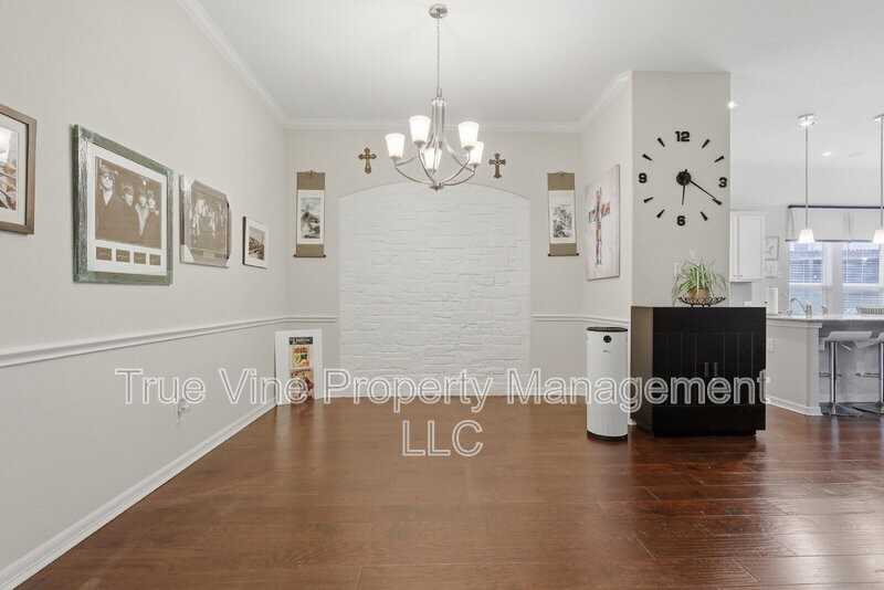 4727 La Santa Rd - Photo 3 of 39