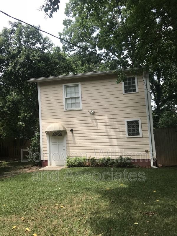1529 Thomas Ave #C