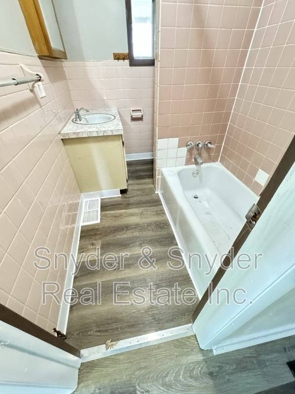 748 Corley St - Photo 6 of 9