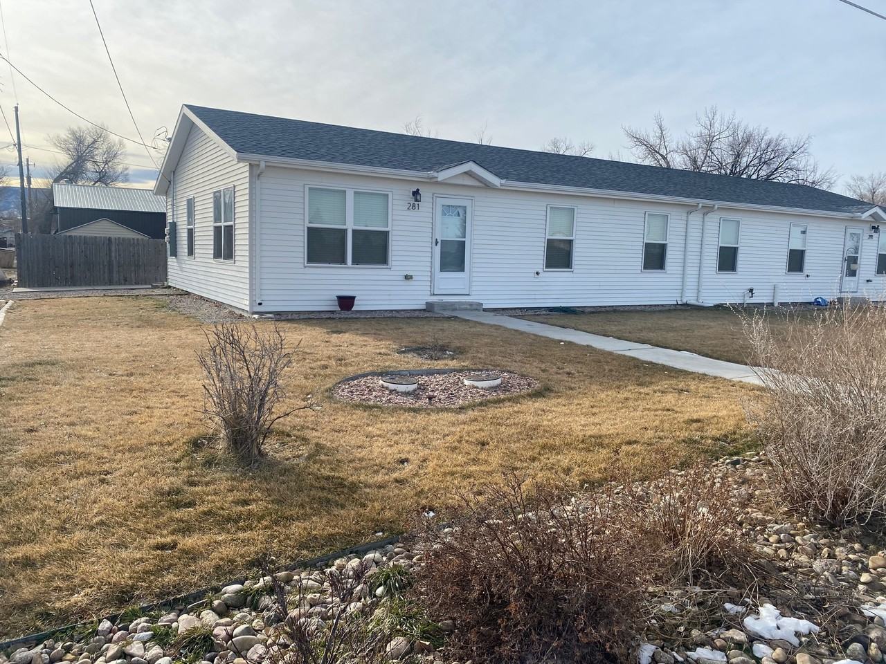 281 5th Street - Photo 2 of 7