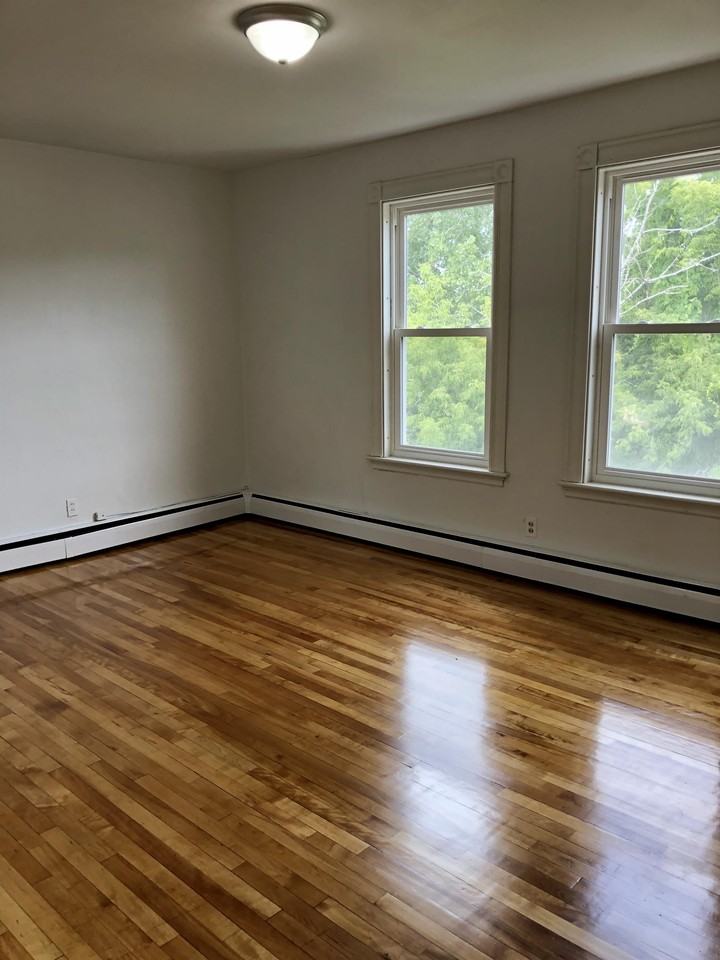 169-171 Oxford St - Photo 6 of 34