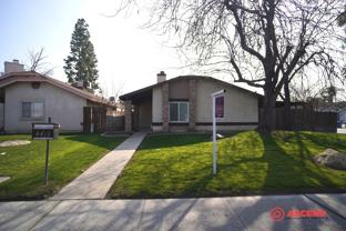 4413 White Ln - Photo 1 of 1