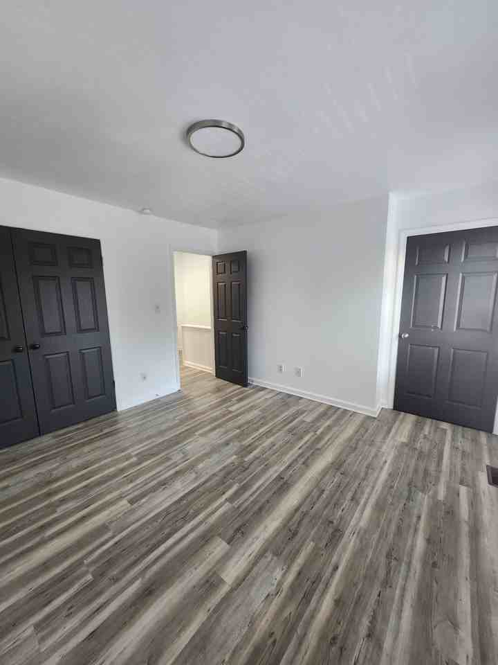 Epperly Apartments - 14 Units - Photo 6 of 10