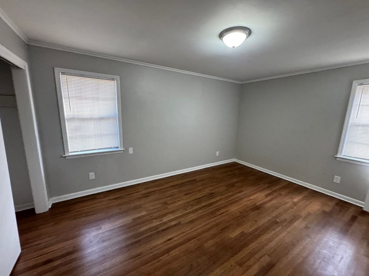 1961 Croydon Ave - Photo 6 of 20