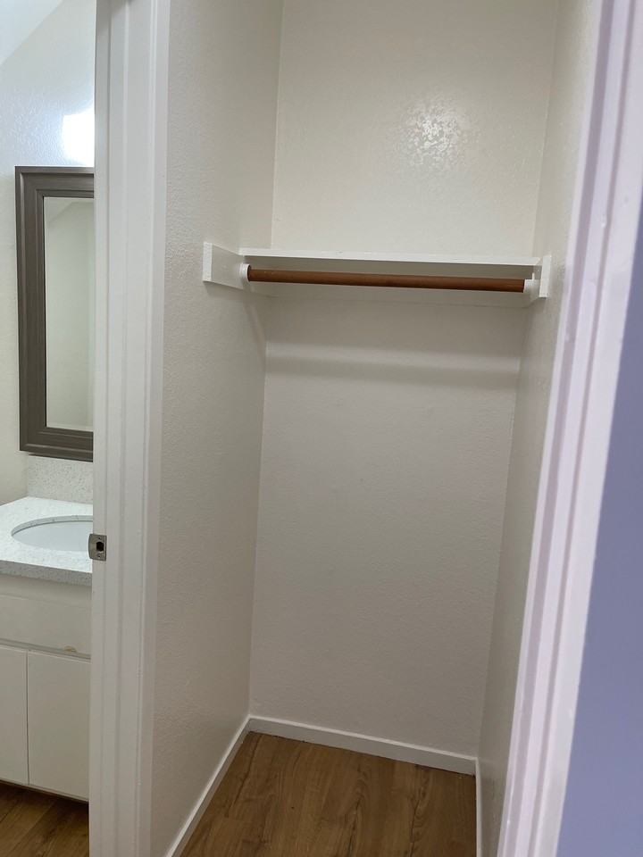 Ash 1158 - Photo 5 of 12