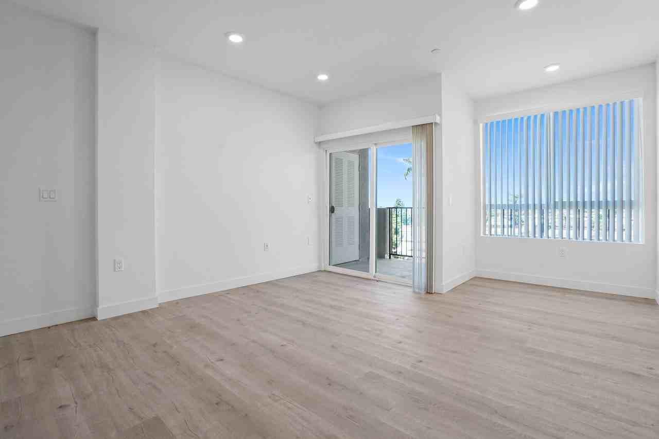 8802 Van Nuys Boulevard - Photo 7 of 16