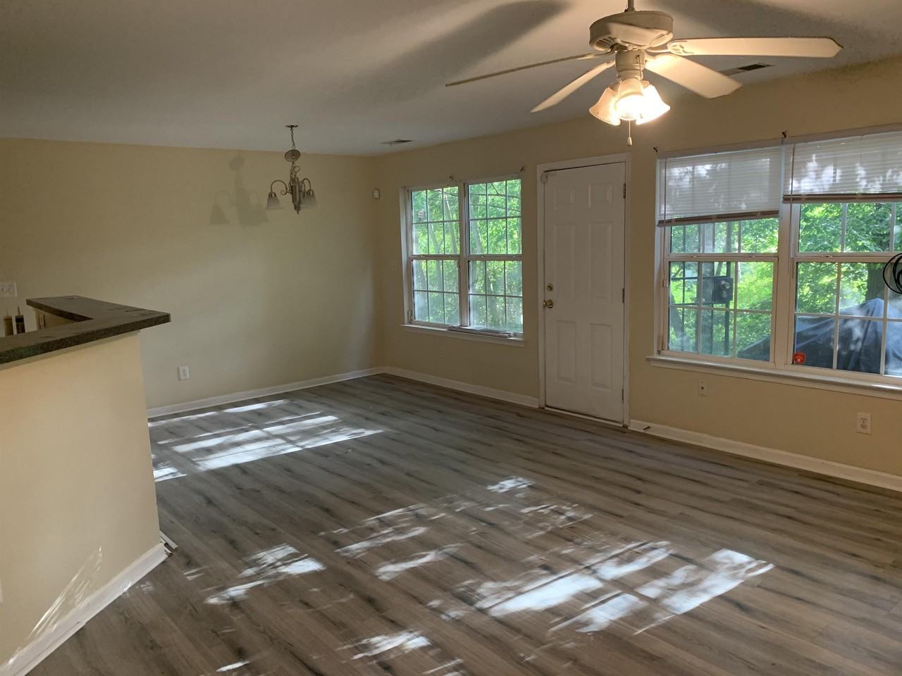 5185 Hanover Street - Photo 4 of 10