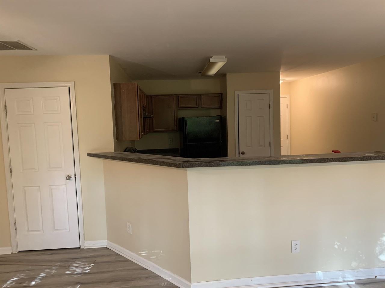 5185 Hanover Street - Photo 5 of 10