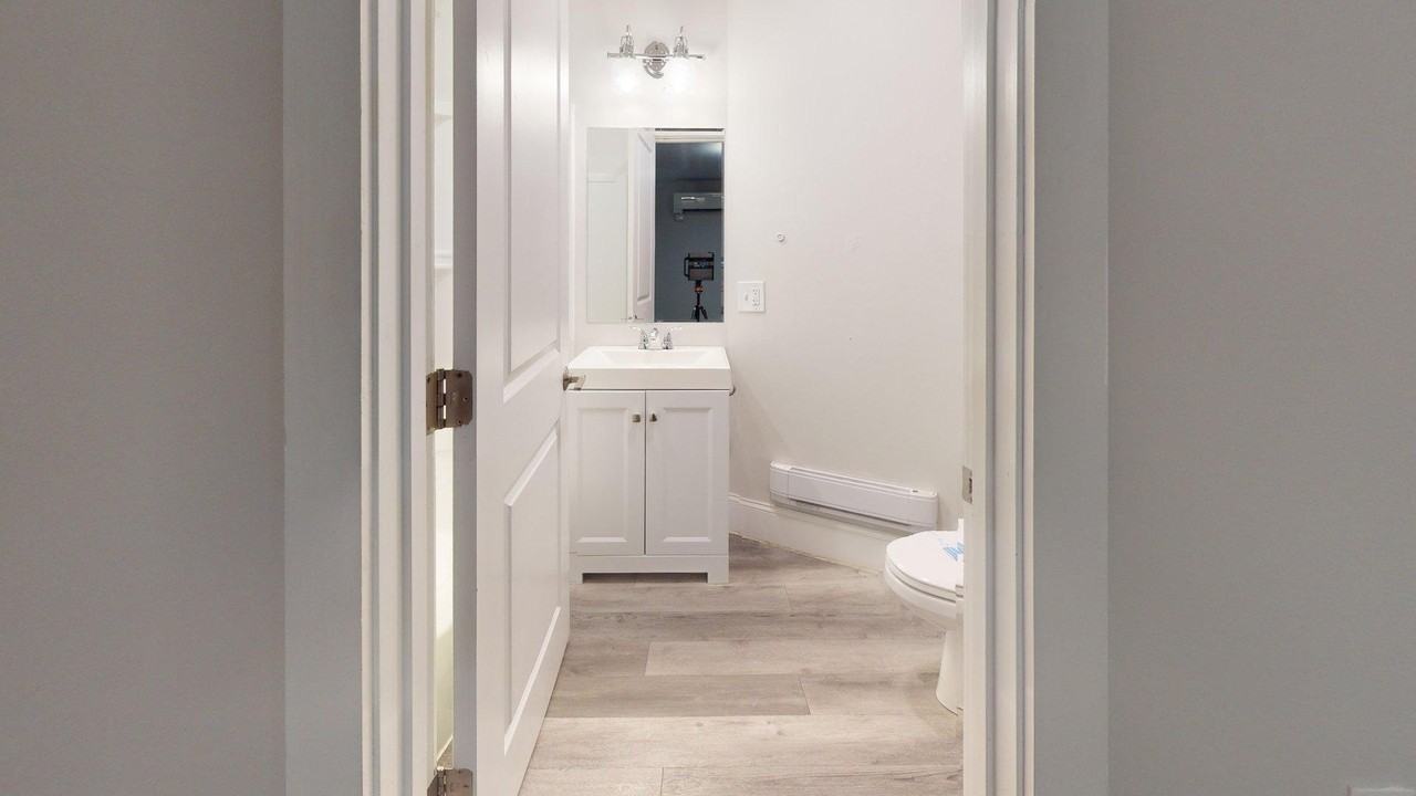 108-110 Meridian Street - Photo 7 of 9