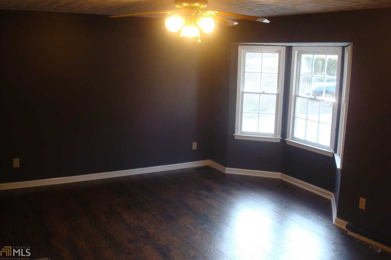 130 Fawn Circle - Photo 4 of 7