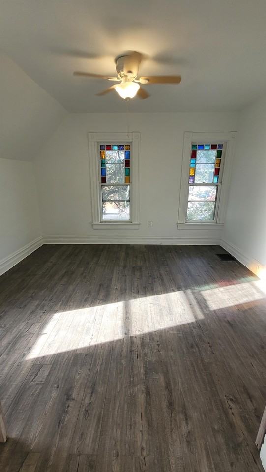 Colorado Avenue 728 W - Photo 4 of 12