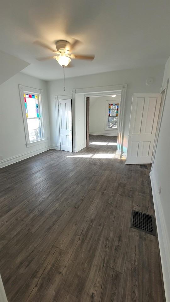 Colorado Avenue 728 W - Photo 5 of 12