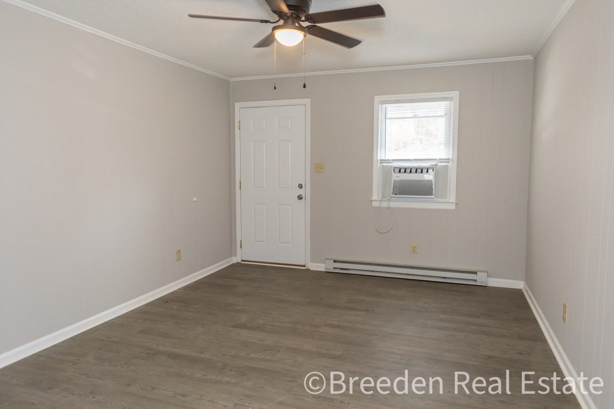 336-01: 1466 Kennedy Drive - Photo 4 of 22