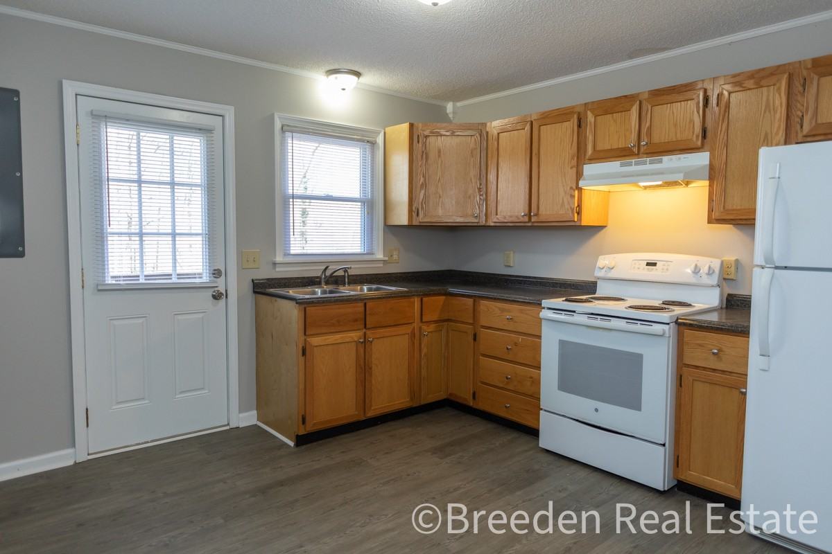 336-01: 1466 Kennedy Drive - Photo 5 of 22