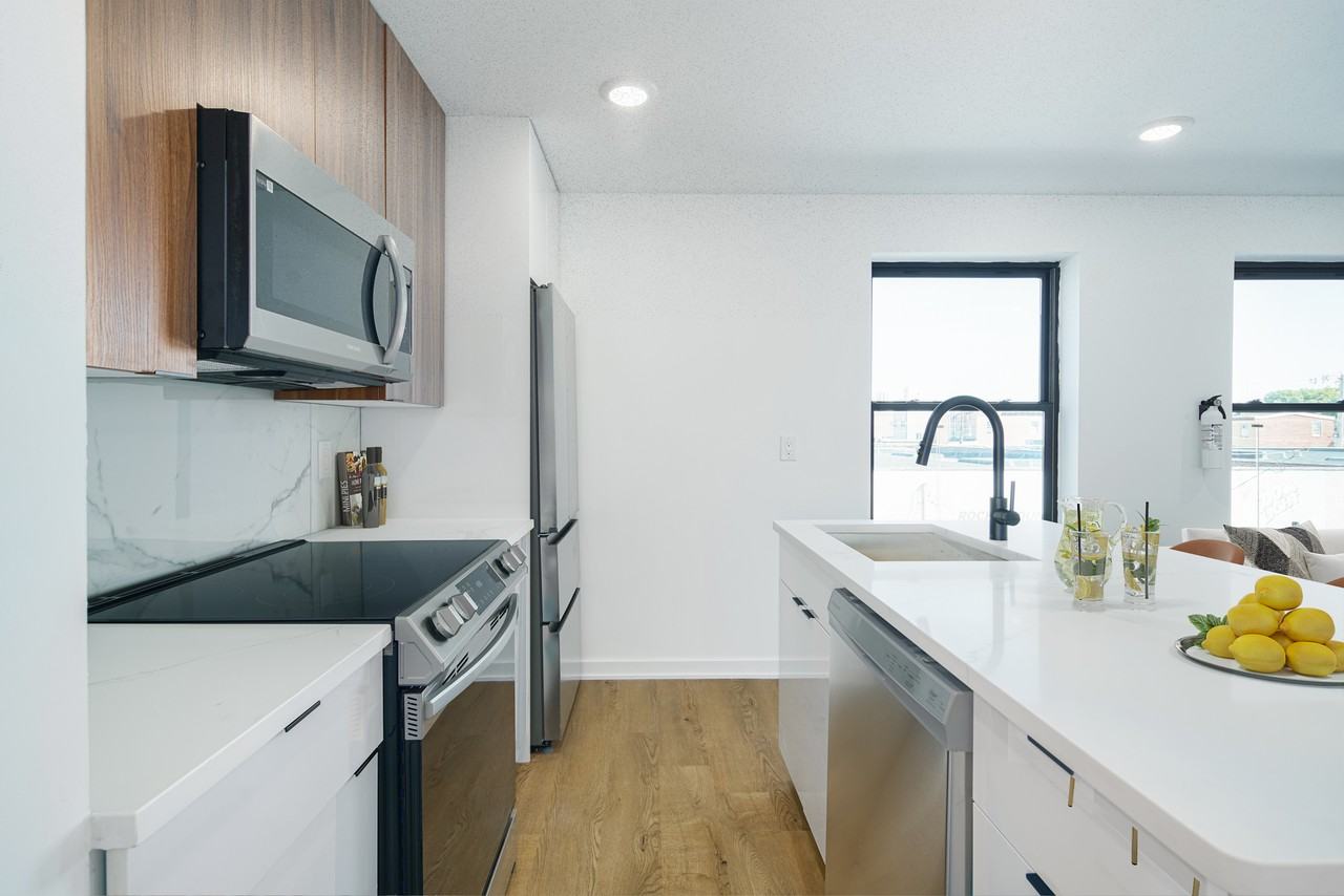 630 Moore Street - Photo 6 of 22