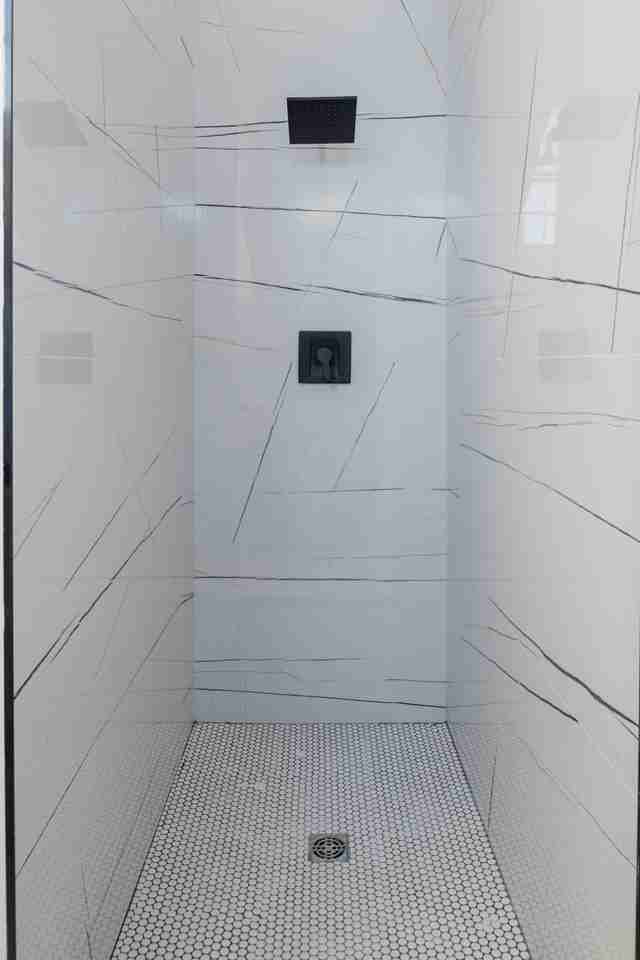 1 East Montgomery Street - Photo 2 of 36