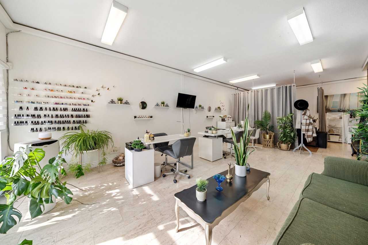 121 1 Street #103 - Photo 5 of 7