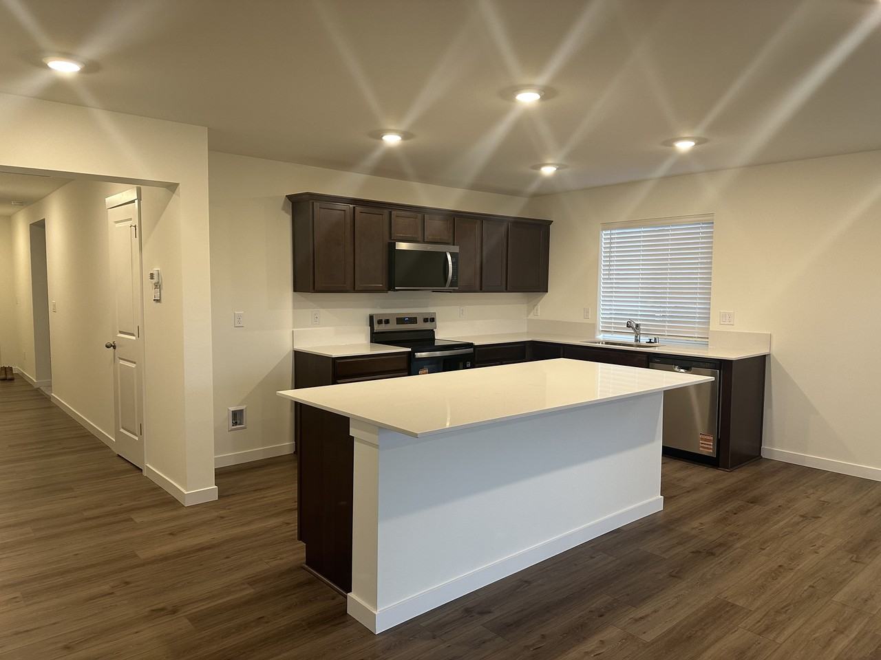 17102 126th Street Court East - Photo 6 of 29