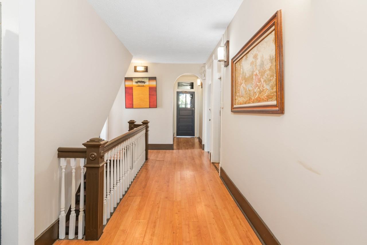 1803 Taylor St - Liberty Manor - Photo 3 of 25