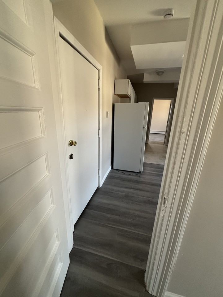 175 Grove Street - Photo 4 of 10