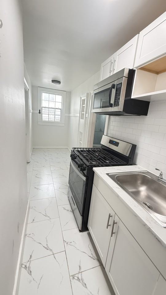 3539 St Charles Ave. - Photo 2 of 18