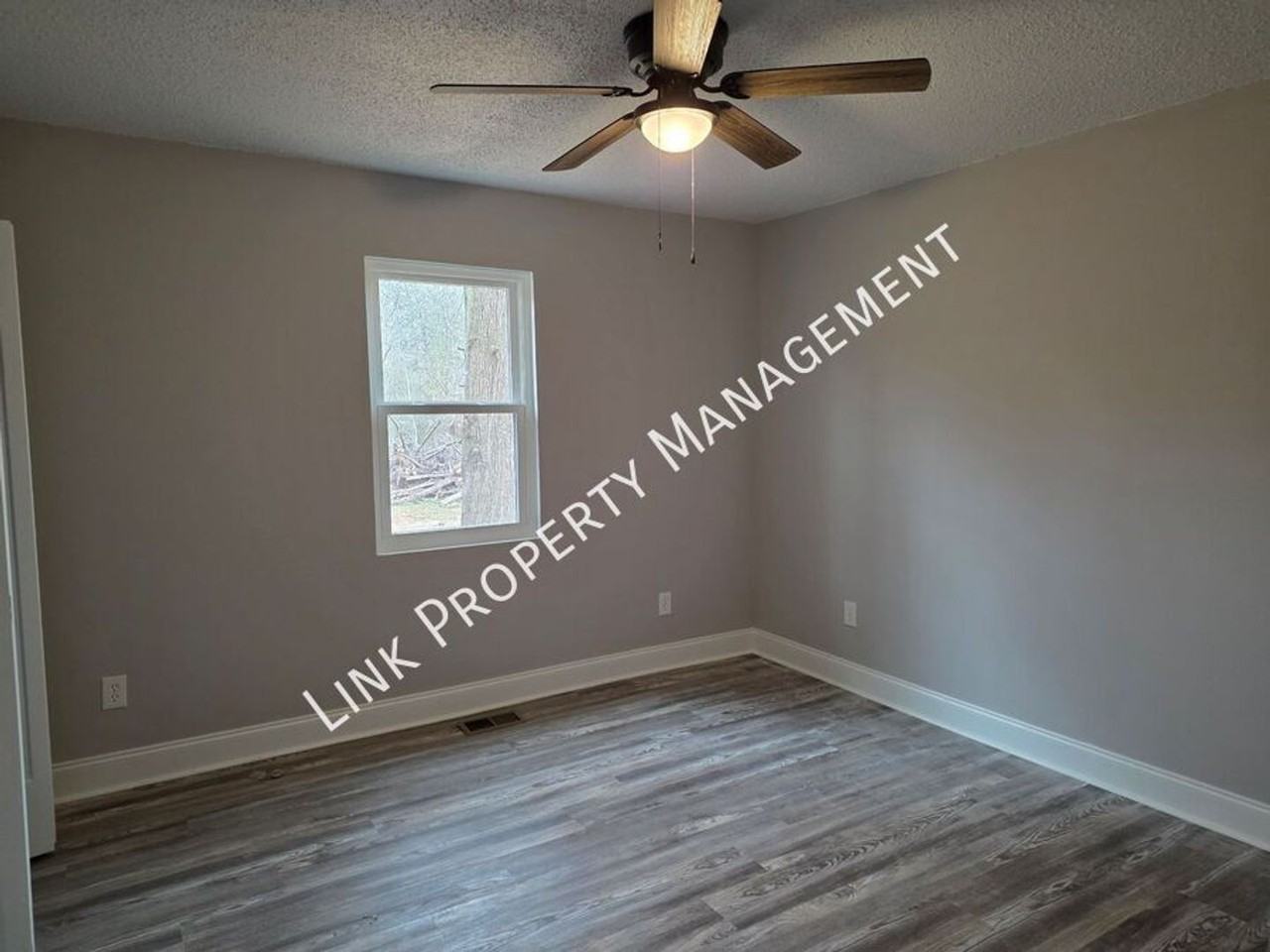 6108 Ramsey Rd - Photo 7 of 39