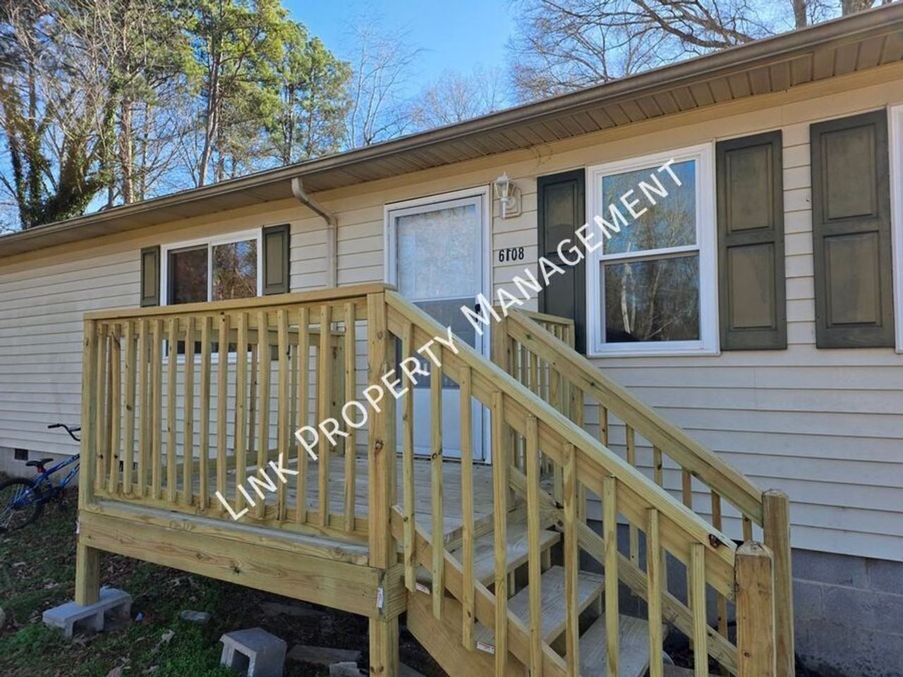 6108 Ramsey Rd - Photo 2 of 38