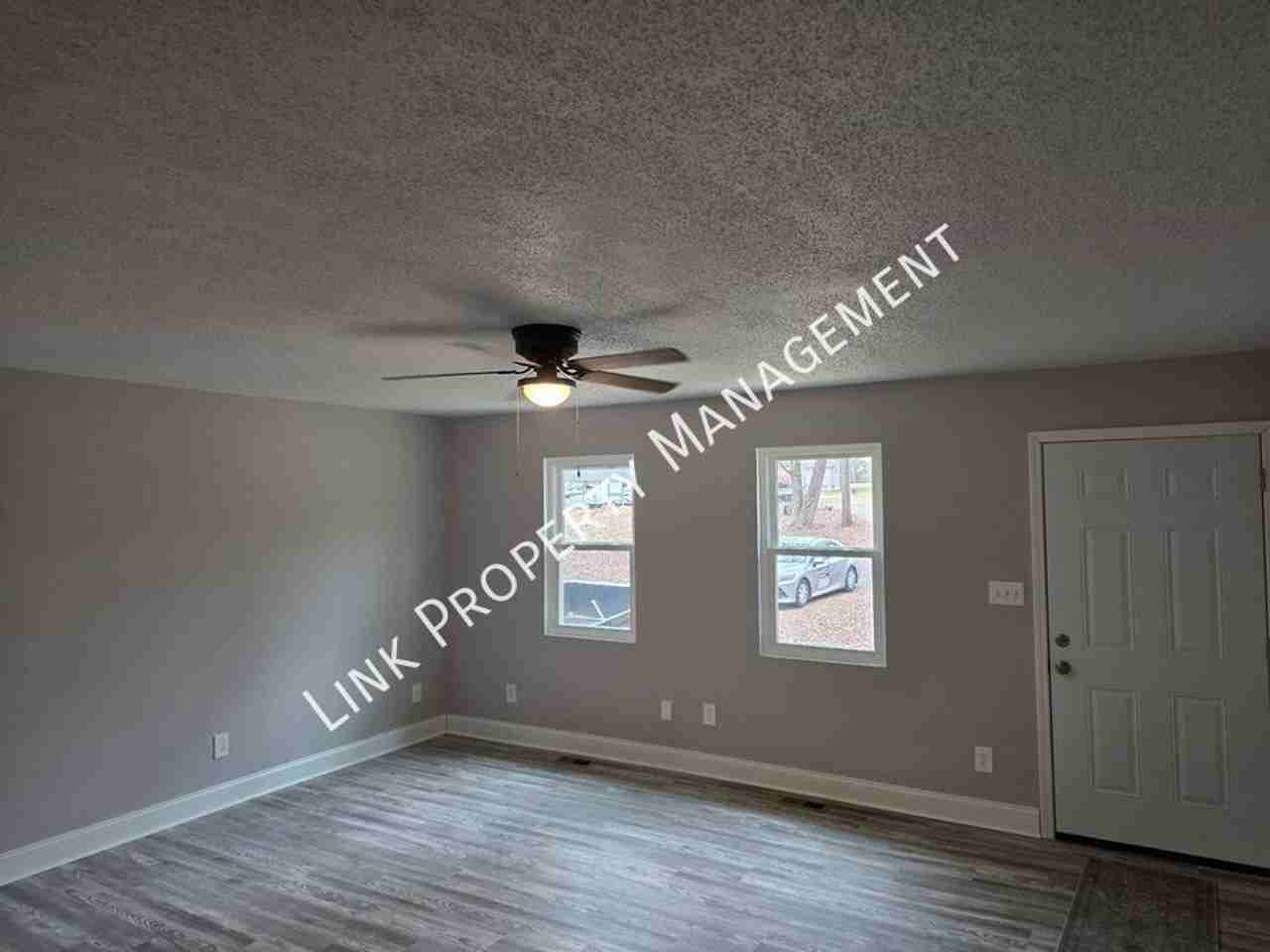 6108 Ramsey Rd - Photo 4 of 39