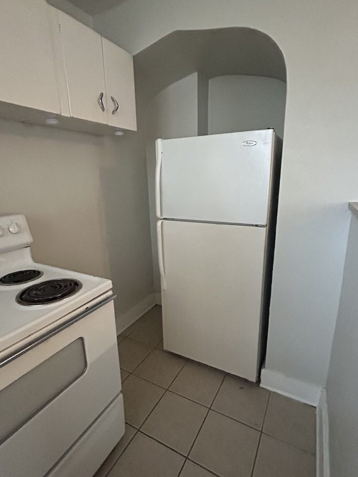 680 Florida - Photo 7 of 17