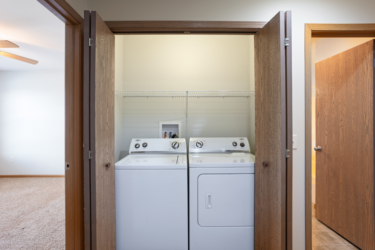 Hawkeye Townhomes - Photo 5 of 10