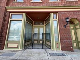 featured image of 466 Poplar St #1