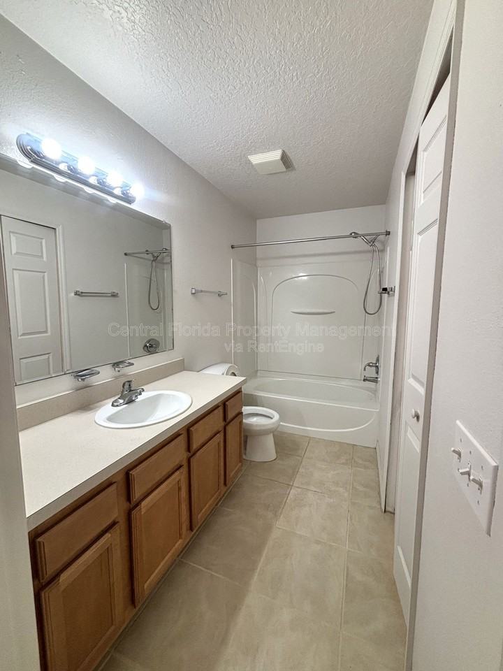 531 Carlisle Ave - Photo 7 of 18