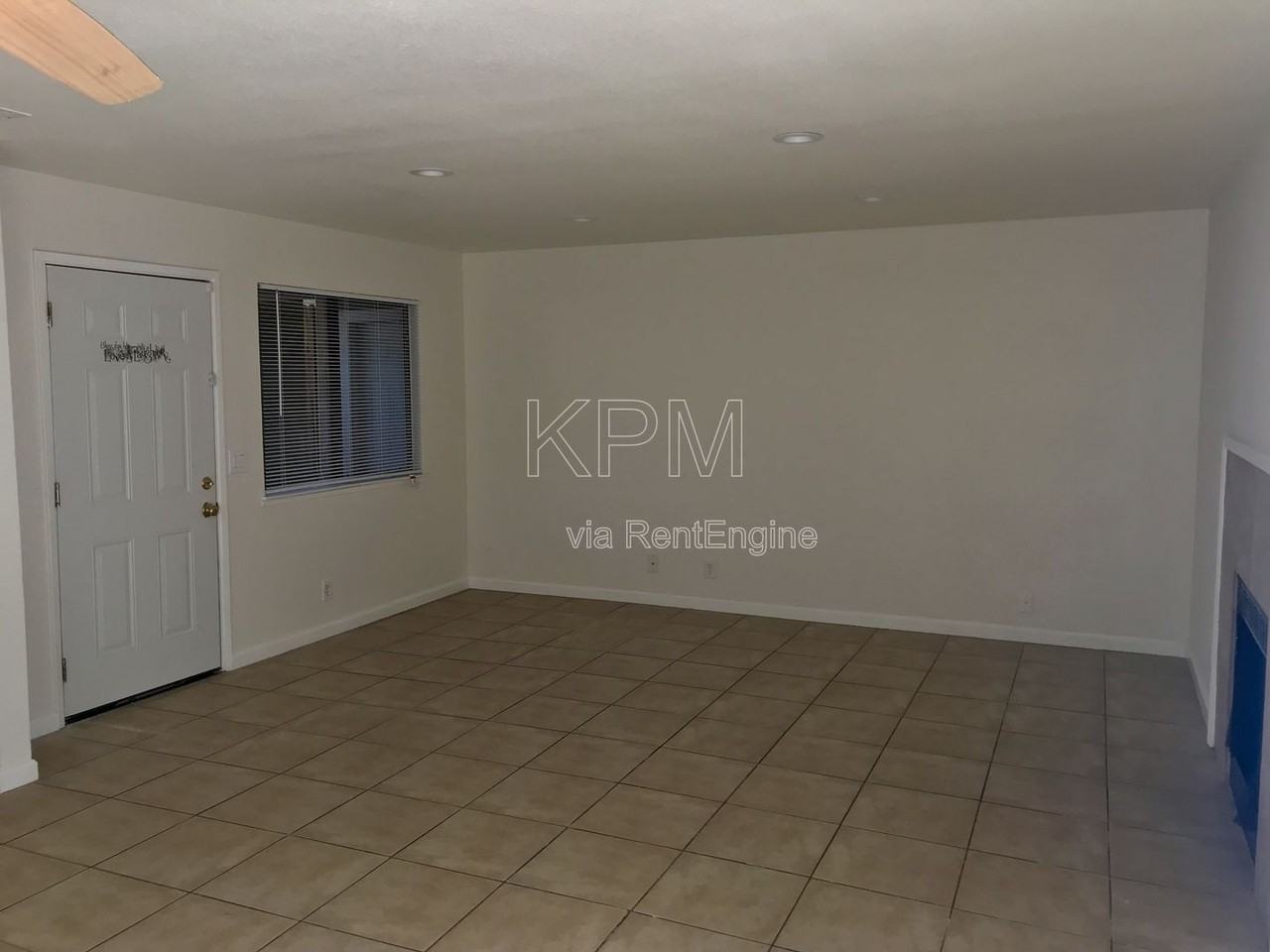 7409 Village Green Dr - Photo 2 of 15