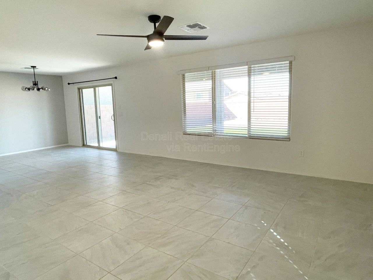 8010 S Golden Bell Dr - Photo 2 of 29