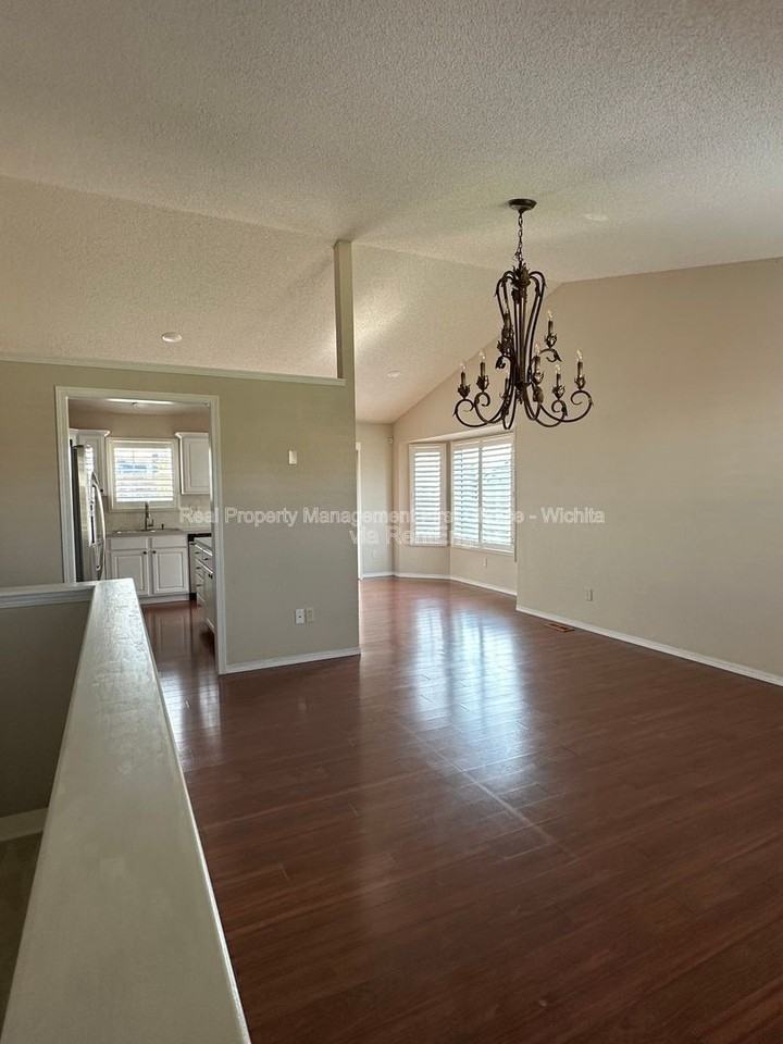 748 Reflection Lk - Photo 3 of 27