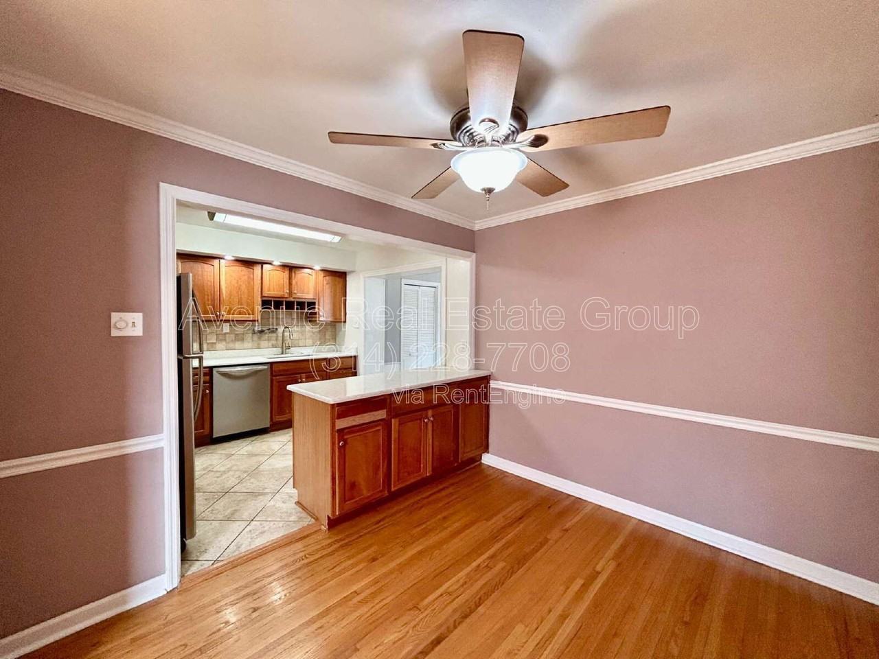 7045 Holly Hills Ave - Photo 3 of 15