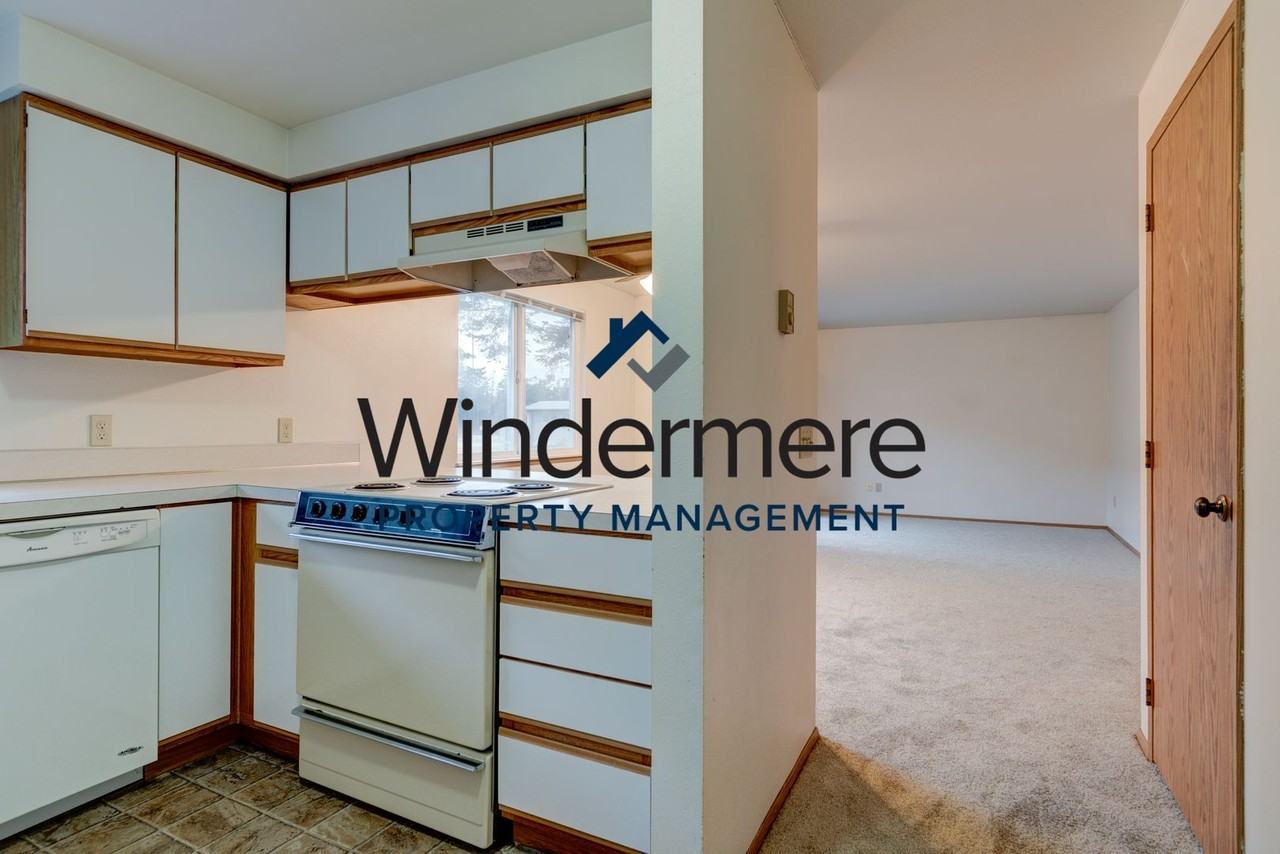 106 S. Main Street - Photo 5 of 18