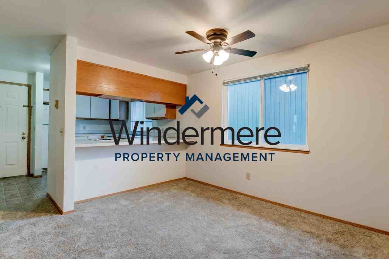 106 S. Main Street - Photo 4 of 16