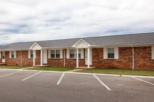 featured image of 125 College Ave