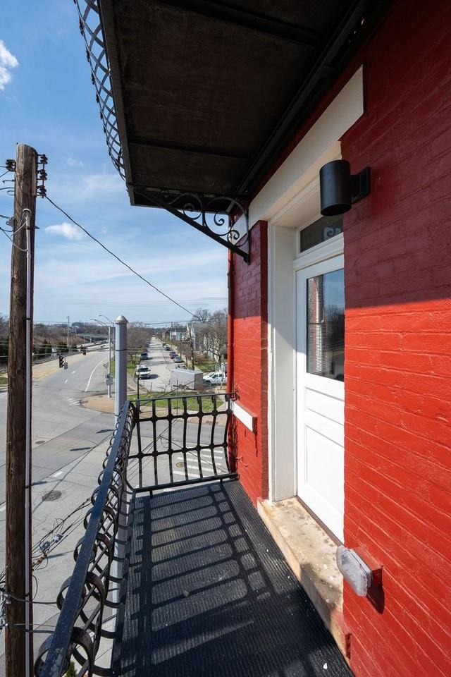 1740 Brewster Ave #5 - Photo 7 of 12