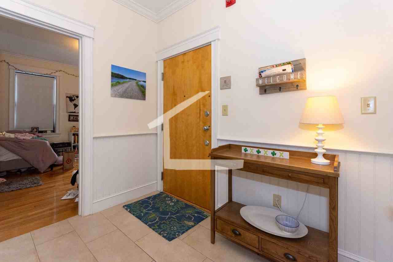 23 Glenville Ave - Photo 3 of 10