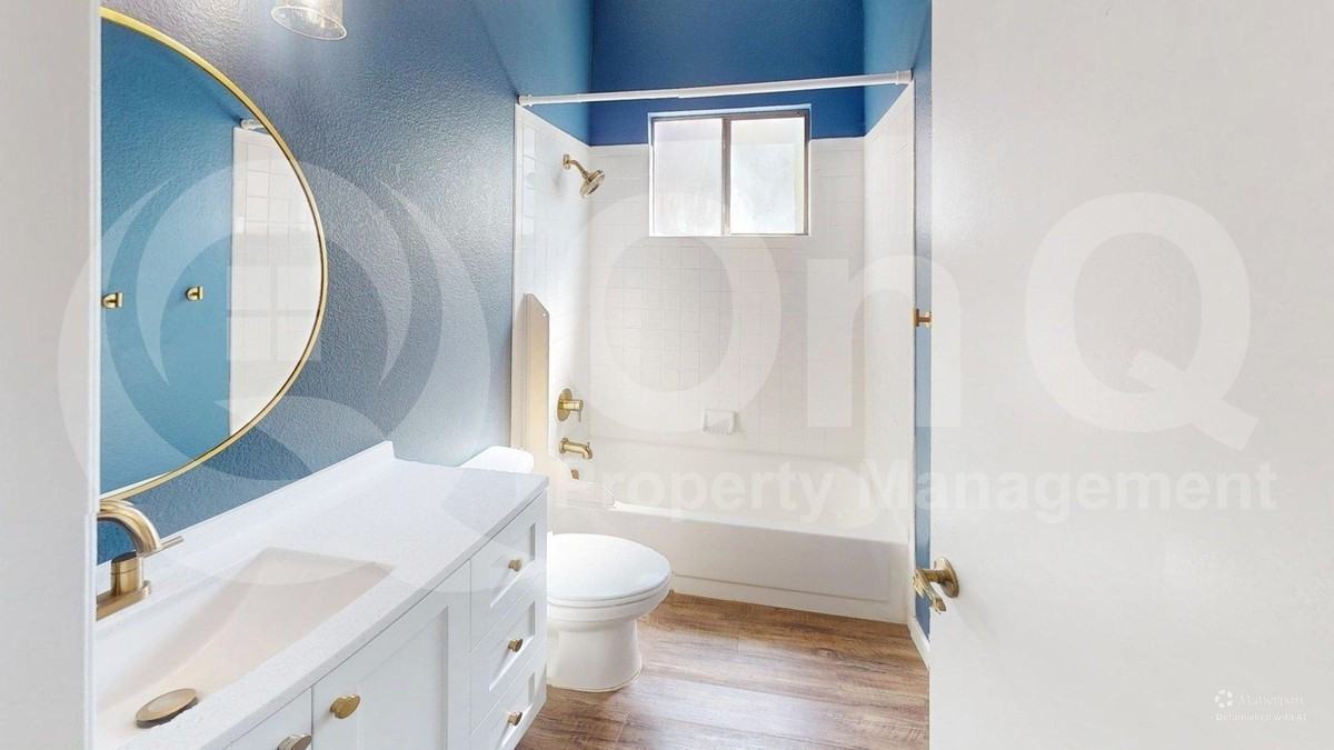 941 E Park Ave - Photo 5 of 14