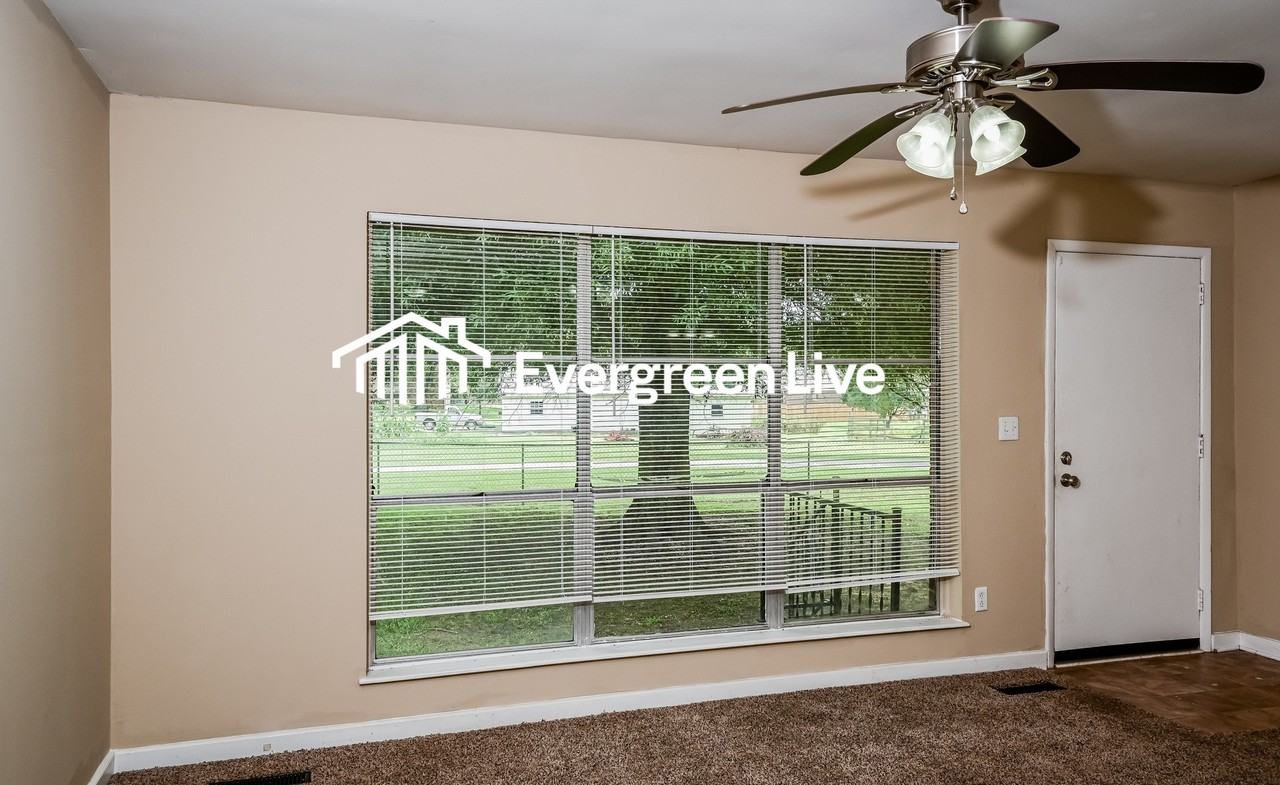 140 Dill Dr - Photo 2 of 10