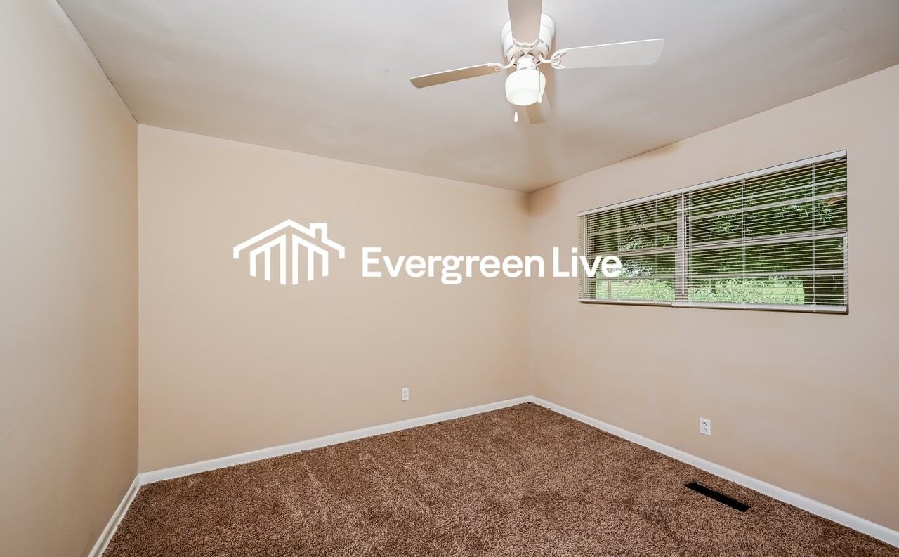 140 Dill Dr - Photo 7 of 10