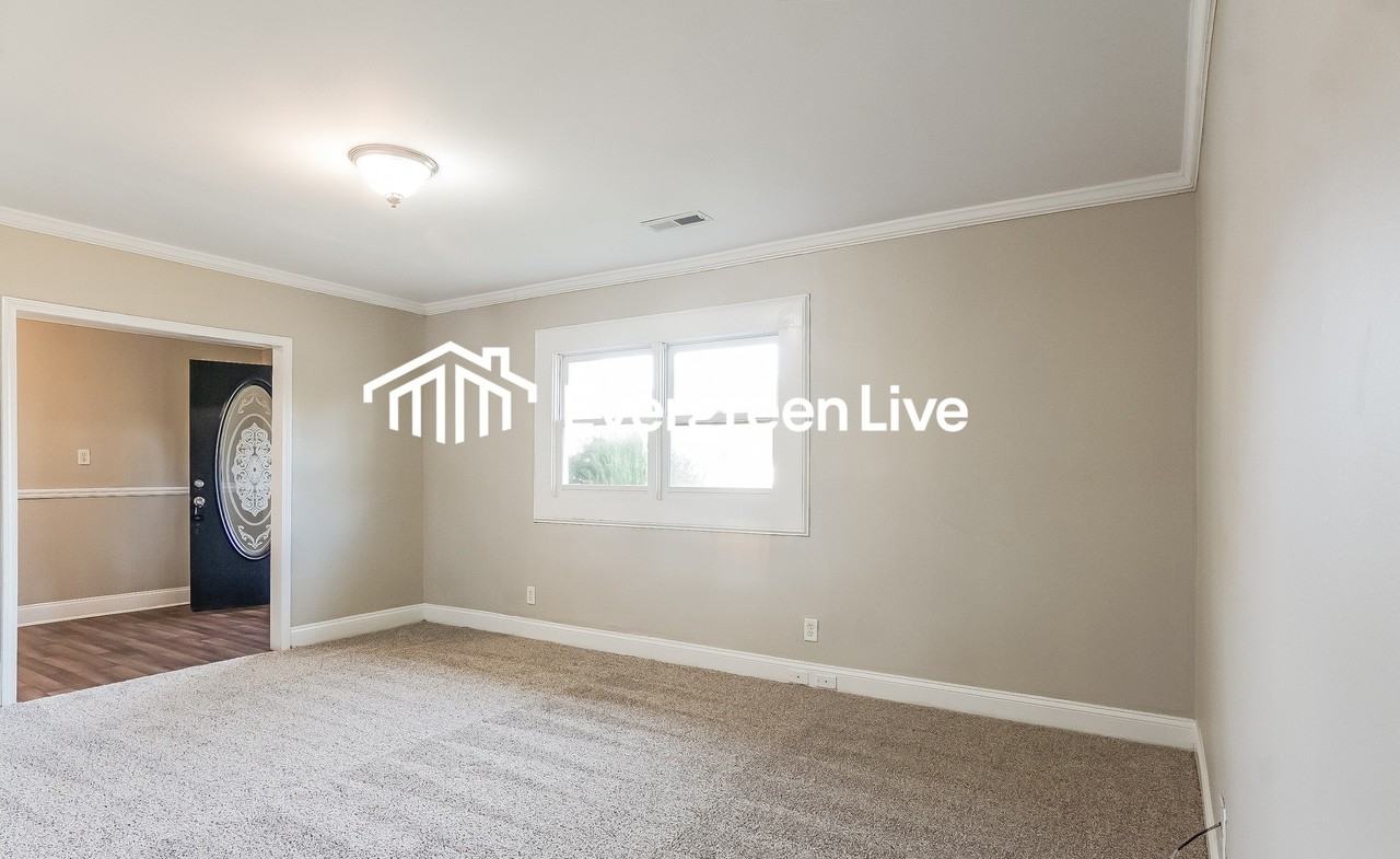 2011 20th St - Photo 4 of 14