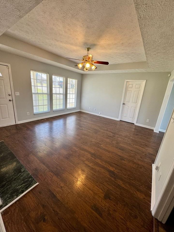 3520 Rocky Ridge Dr - Photo 3 of 15