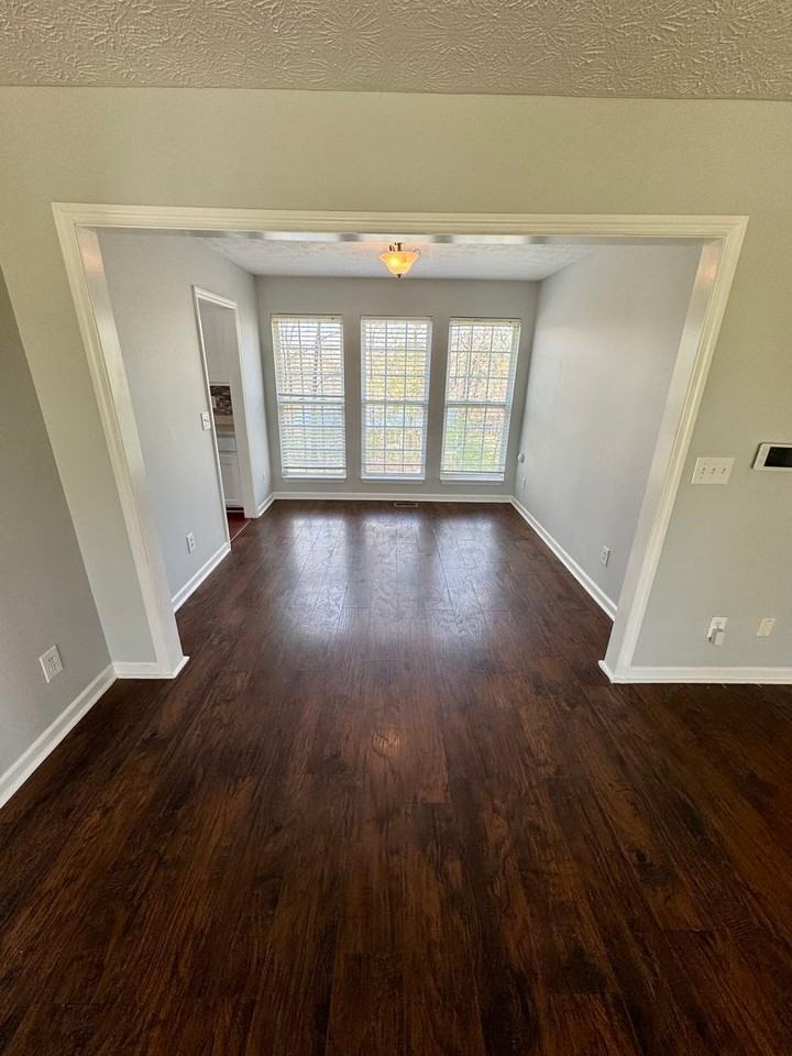 3520 Rocky Ridge Dr - Photo 4 of 15