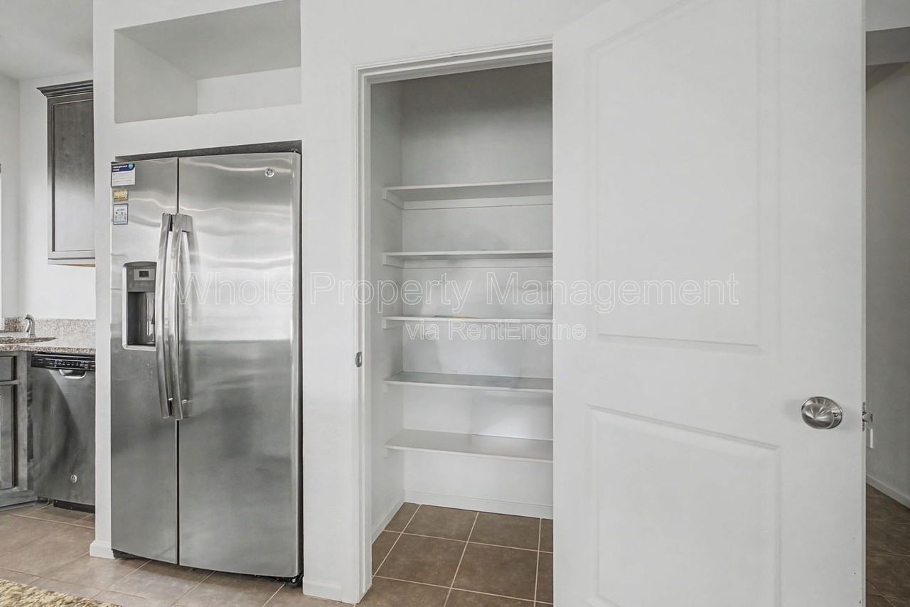 20928 E 51st Pl - Photo 4 of 33